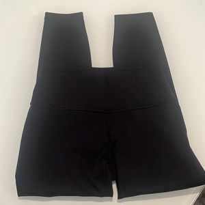 Lululemon size 8 black workout pants NWOT